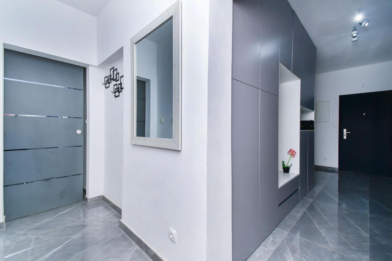 Apartment Ela Omiš Eksteriør bilde