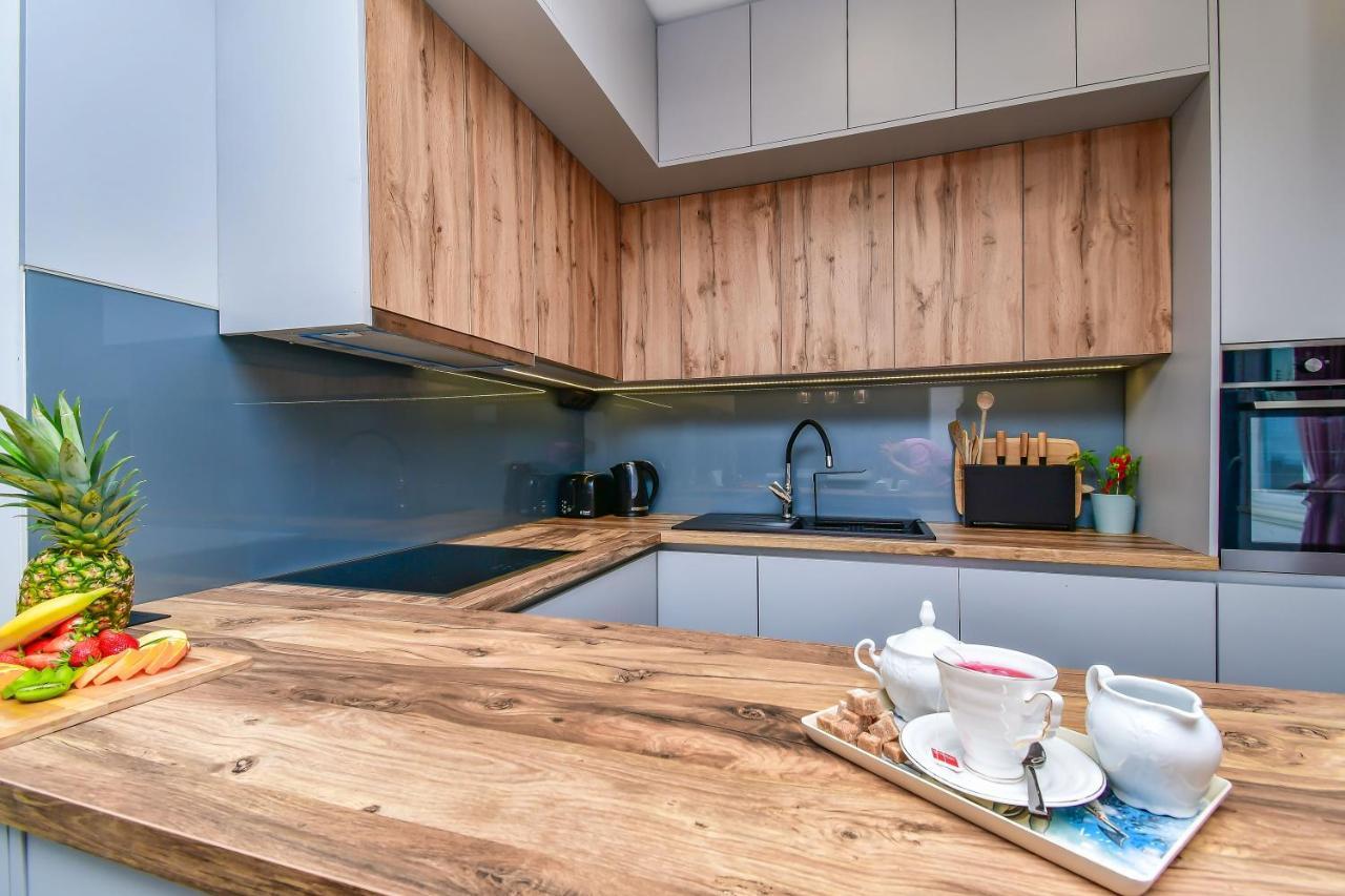 Apartment Ela Omiš Eksteriør bilde