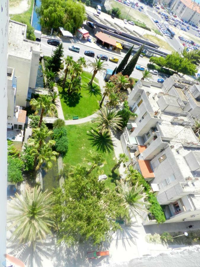Apartment Ela Omiš Eksteriør bilde